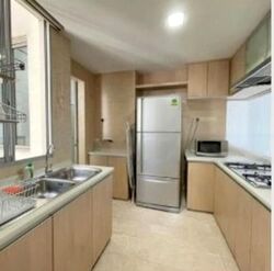 The Lakeshore (D22), Condominium #436563011